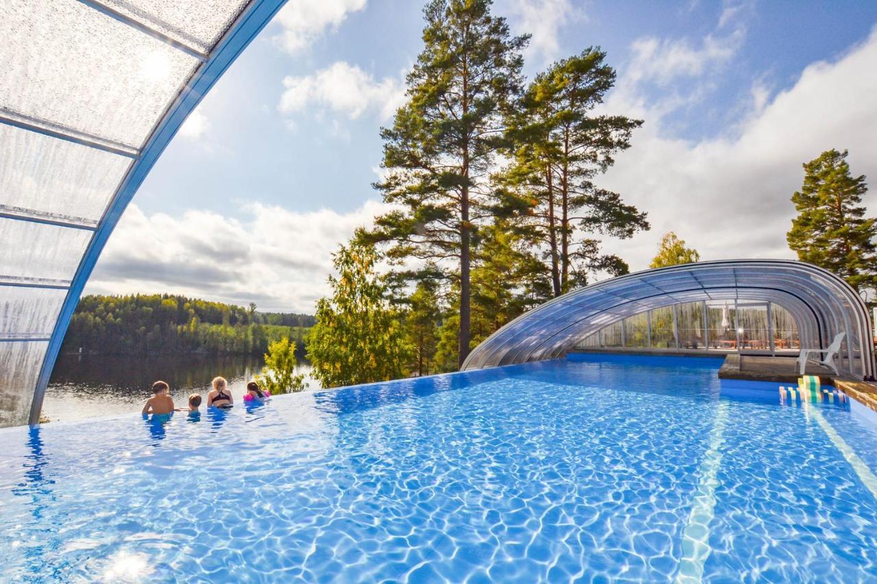 Arjaeng Camping & Stugor Sommarvik Экстерьер фото
