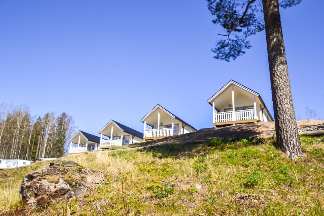 Arjaeng Camping & Stugor Sommarvik Экстерьер фото