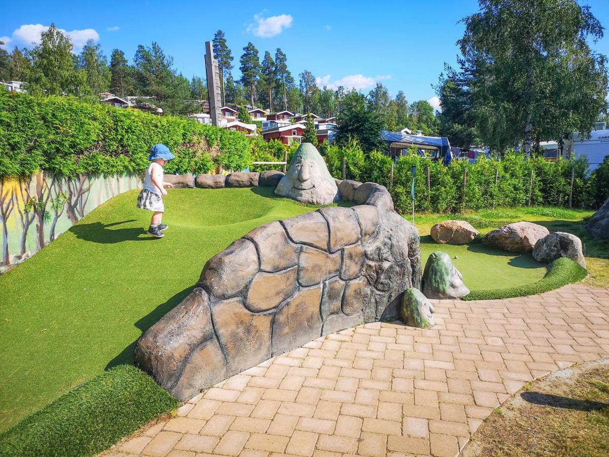 Arjaeng Camping & Stugor Sommarvik Экстерьер фото