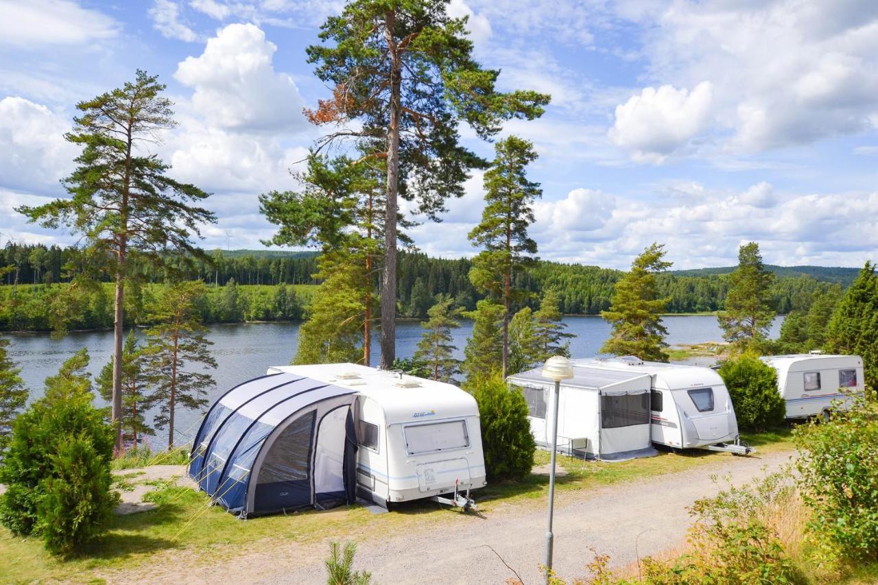 Arjaeng Camping & Stugor Sommarvik Экстерьер фото