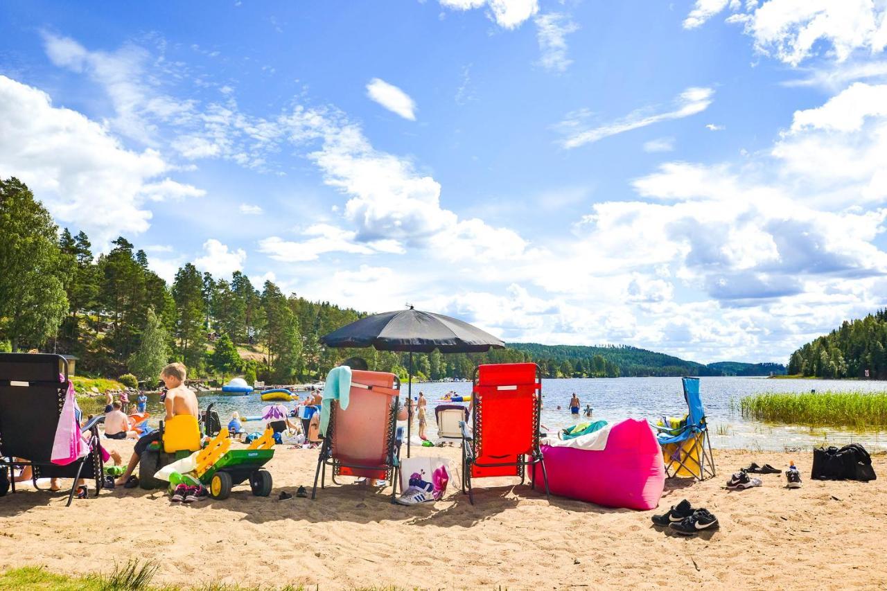 Arjaeng Camping & Stugor Sommarvik Экстерьер фото