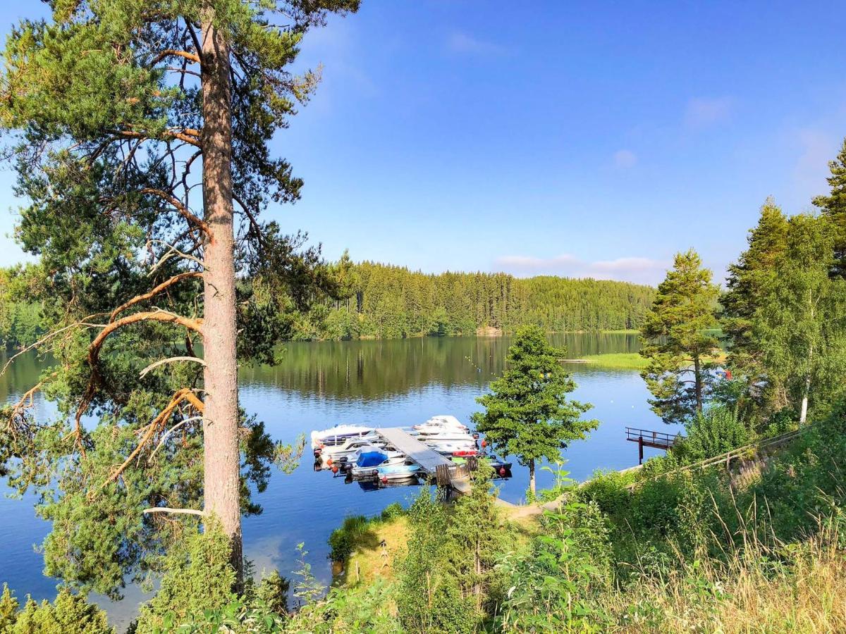 Arjaeng Camping & Stugor Sommarvik Экстерьер фото