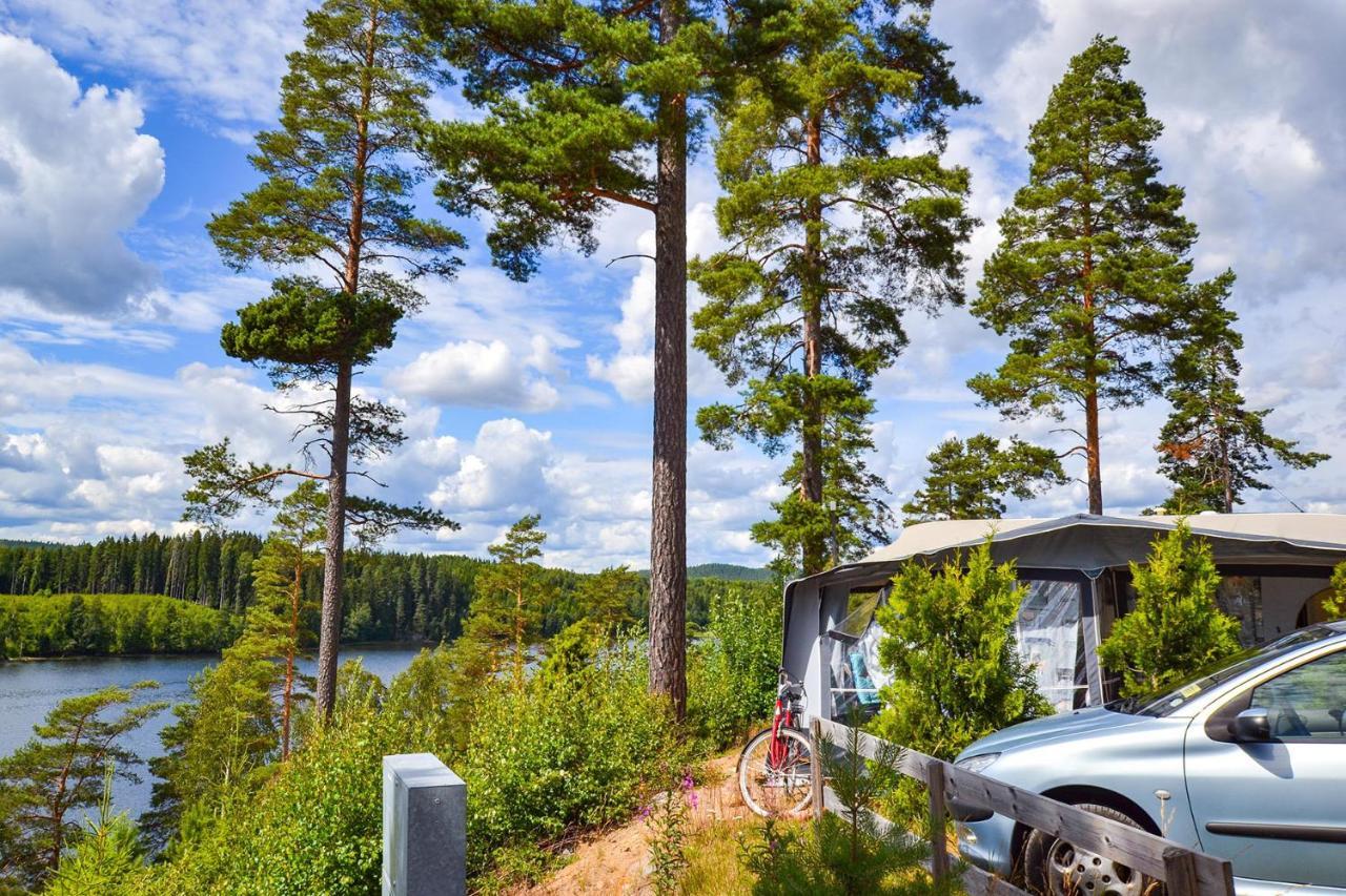 Arjaeng Camping & Stugor Sommarvik Экстерьер фото