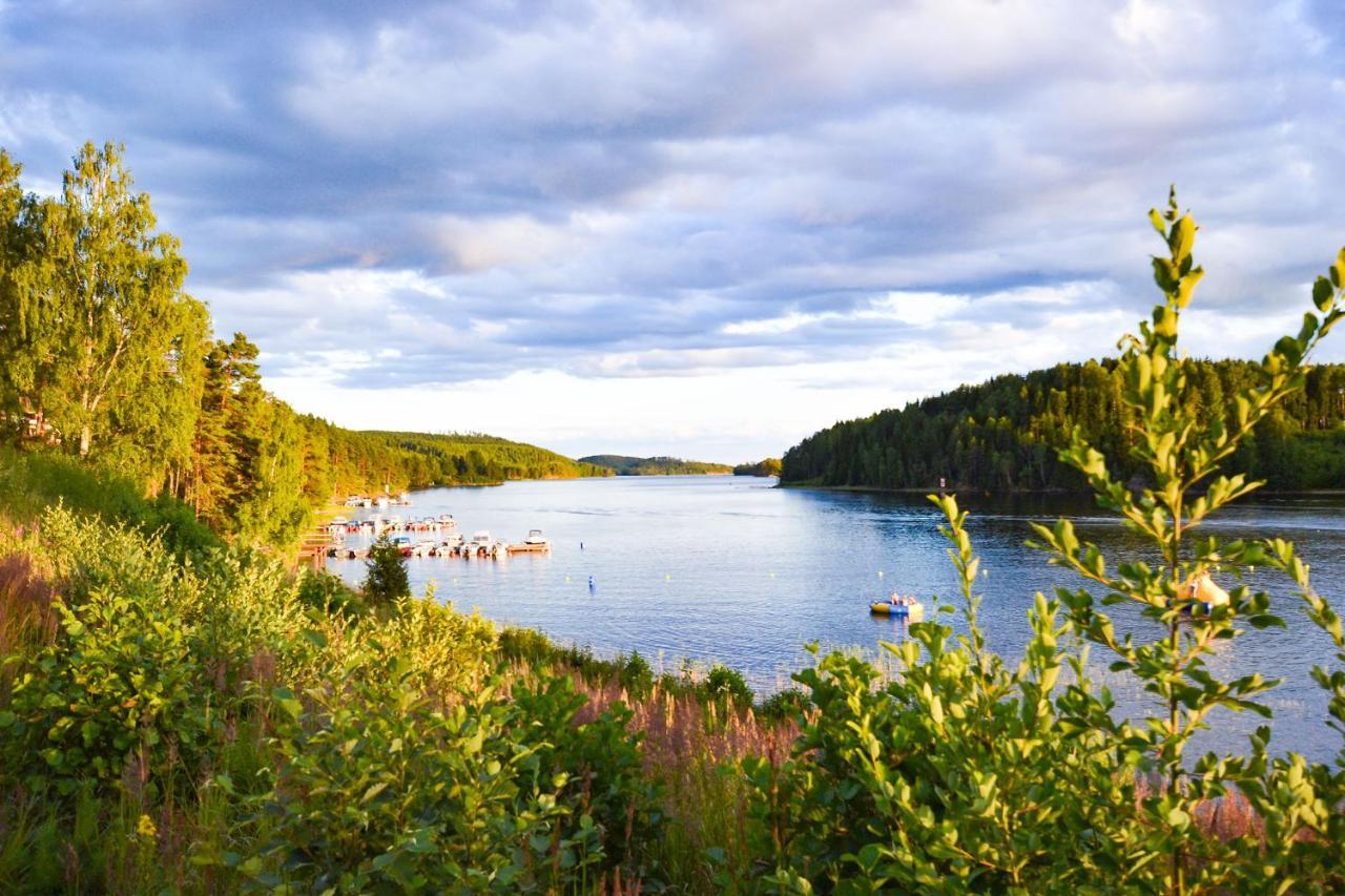 Arjaeng Camping & Stugor Sommarvik Экстерьер фото