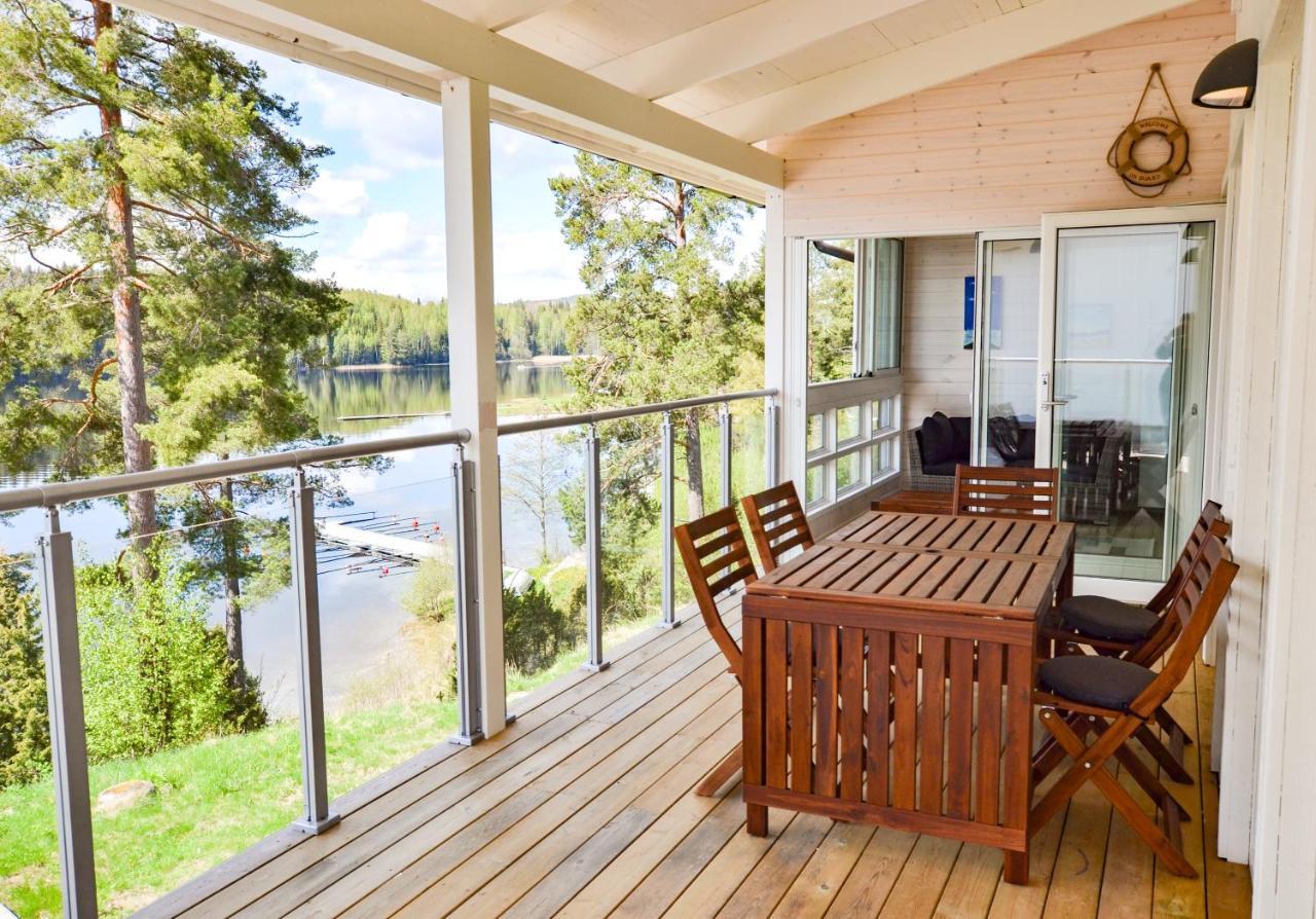 Arjaeng Camping & Stugor Sommarvik Экстерьер фото