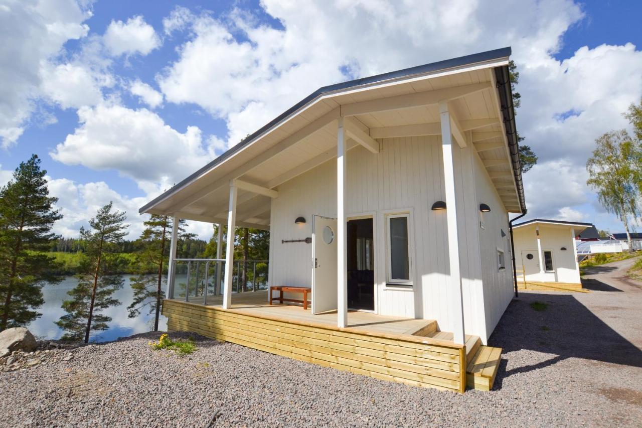 Arjaeng Camping & Stugor Sommarvik Экстерьер фото