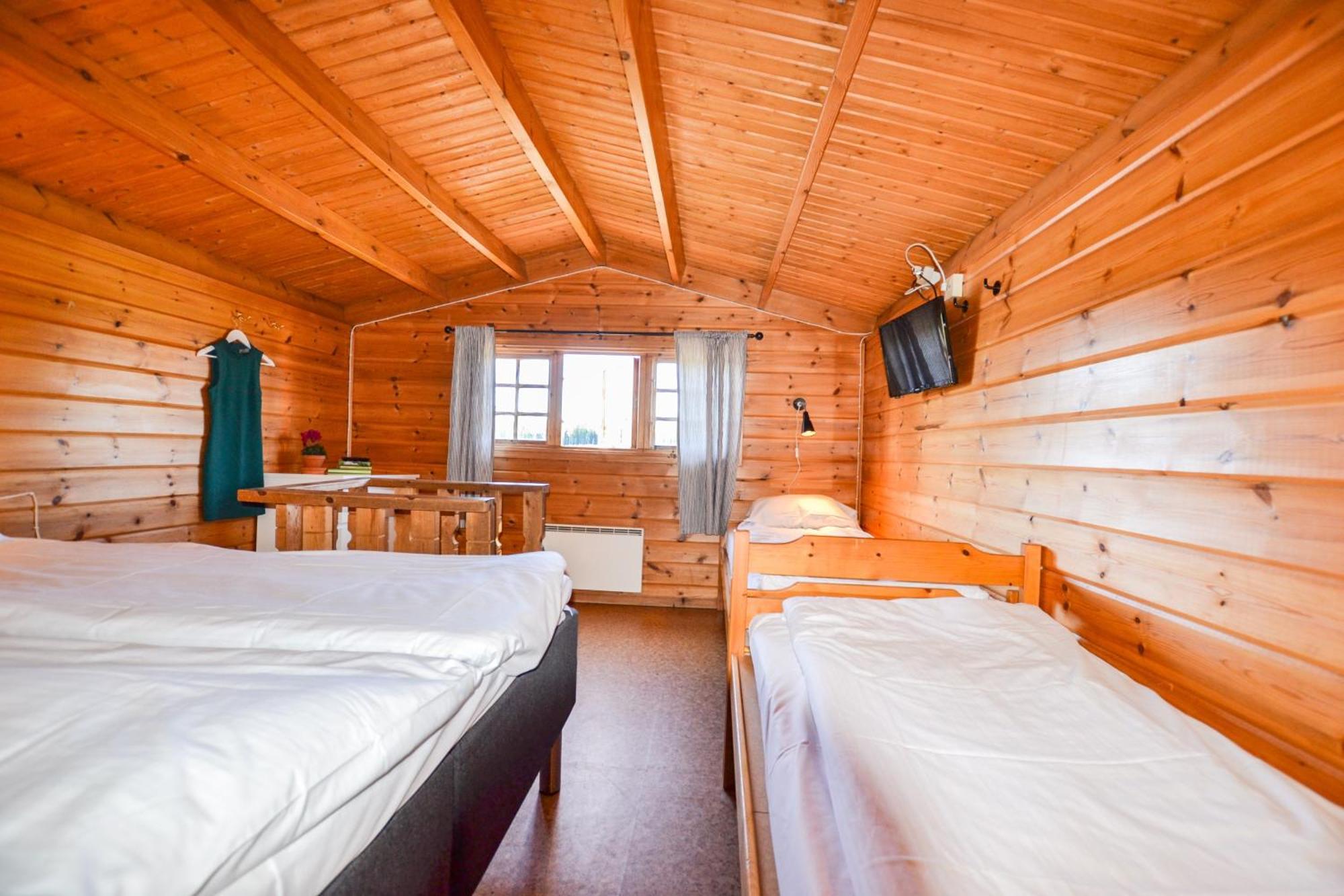 Arjaeng Camping & Stugor Sommarvik Номер фото