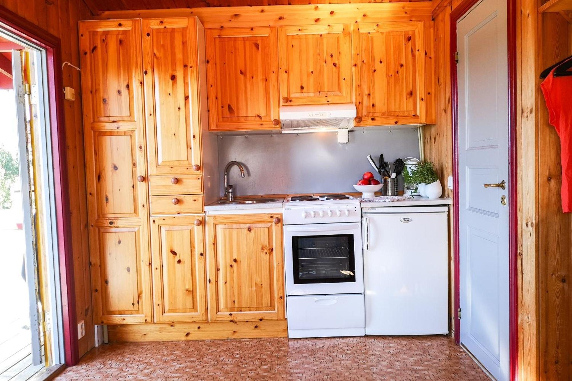 Arjaeng Camping & Stugor Sommarvik Номер фото