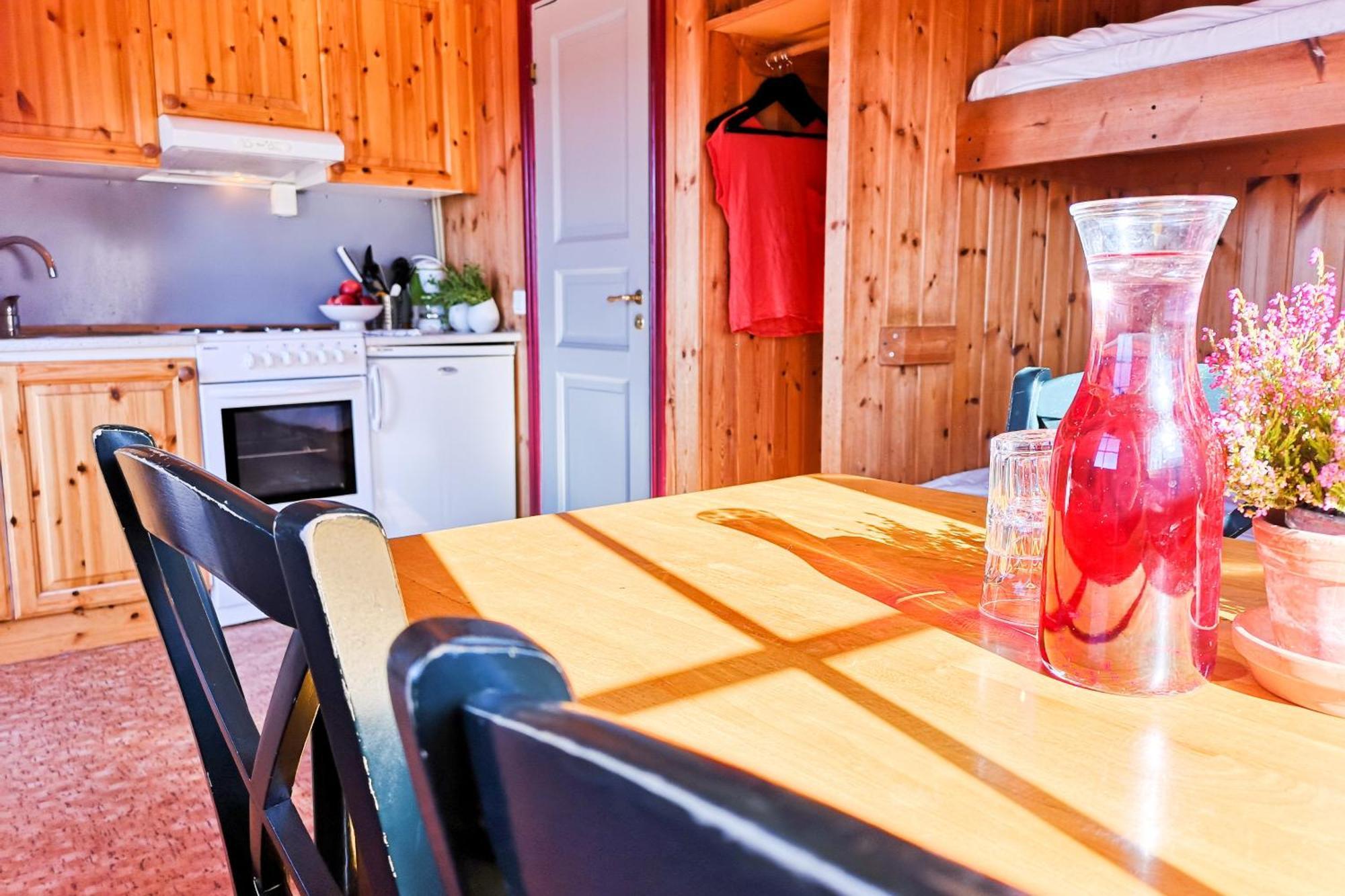 Arjaeng Camping & Stugor Sommarvik Номер фото